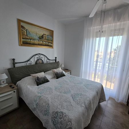 Casa Dell' Ulivo Apartment Desenzano del Garda Exterior photo